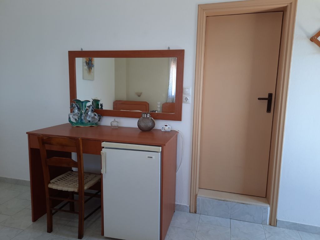 Voula Lentas Ditikos Beach Rooms